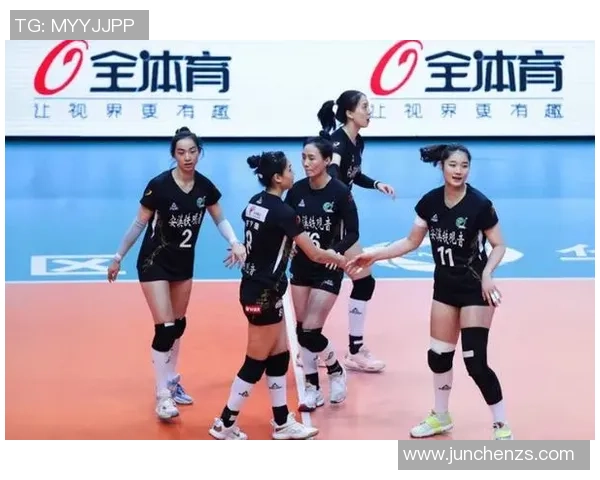 南京排球队的默契配合与战术分析探讨